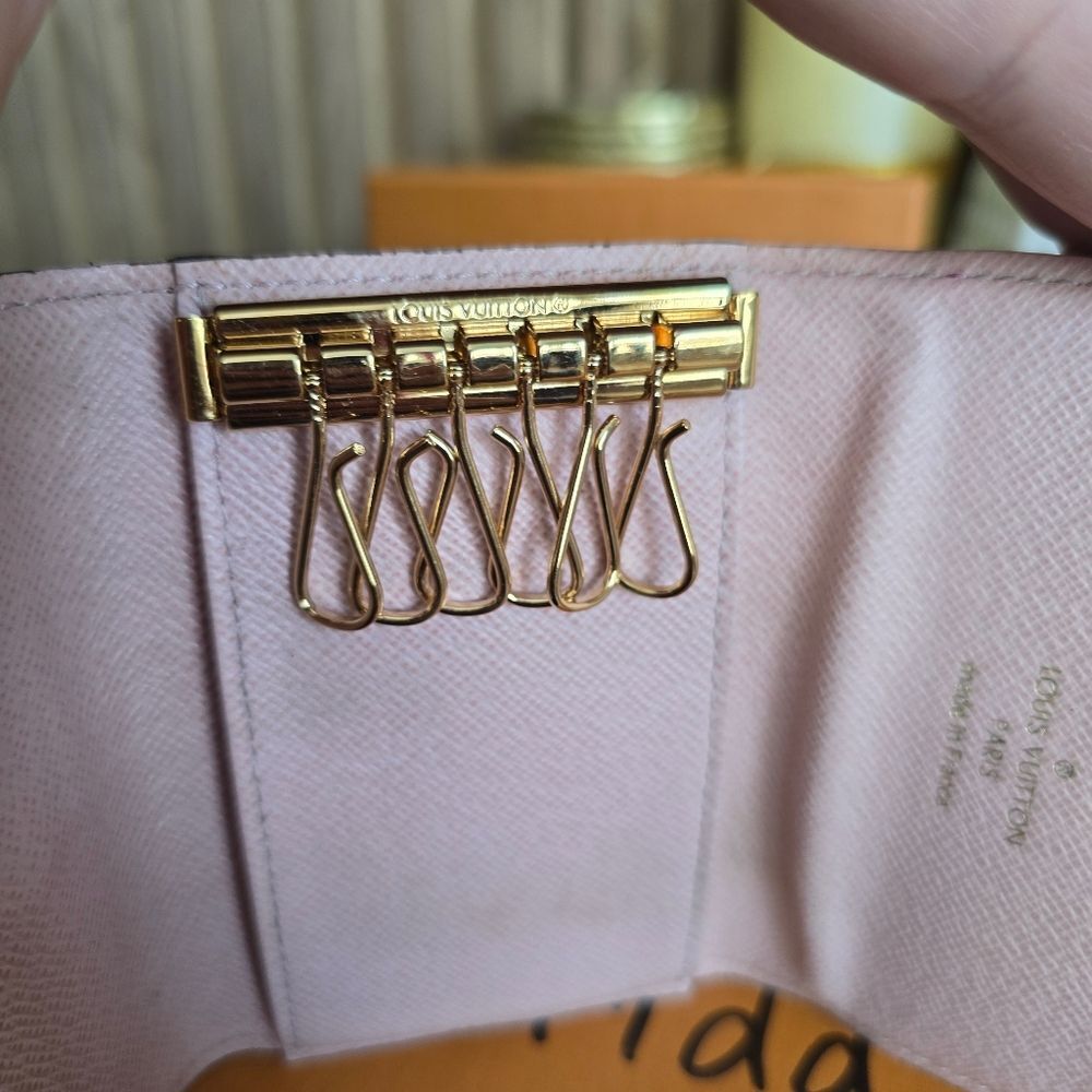 Louis Vuitton 6 Key Holder Damier Ebene With Pink Rose Ballerine Ballerina Inter - Picture 7 of 8